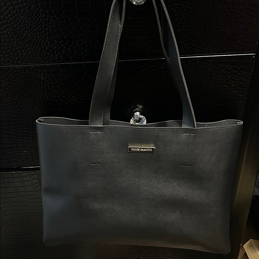 NWOT Vince Camuto Elegant Black Tote